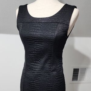 KENNETH COLE Jill Dress Sleeveless Shimmery Croco-Jacquard Black Gunmetal 